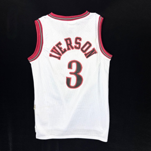 New wTag Addis Iverson 3 White Jersey M +2 Philadelphia 76ers Perfect Gift - Picture 7 of 13